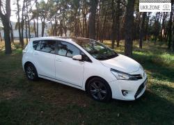 Компактвэн Toyota Verso I Рестайлинг 2014 в Сумах
