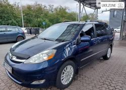 Минивэн Toyota Sienna II Рестайлинг 2007 в Киеве