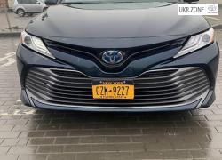 Седан Toyota Camry VIII (XV70) 2019 у Дніпрі