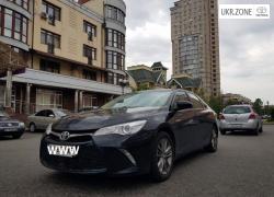 Седан Toyota Camry VII (XV50) Рестайлінг 2016 у Києві
