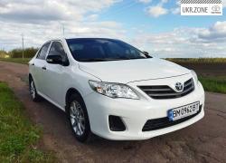 Седан Toyota Corolla 2010 у Шостці