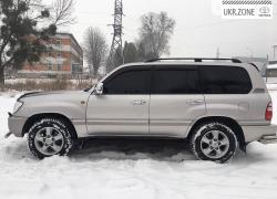 Позашляховик 5 дверей Toyota Land Cruiser V (100 Series) Рестайлінг 2003 у Мукачевому