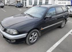 Універсал 5 дверей Toyota Avensis 2000 у Одесі