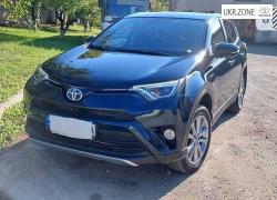 Внедорожник 5 дверей Toyota RAV4 2018 в Ужгороде