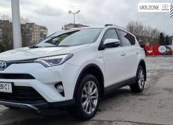 Внедорожник 5 дверей Toyota RAV4 2018 в Ивано-Франковске
