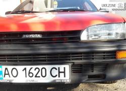 Седан Toyota Corolla 1988 в Ужгороде