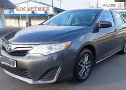 Седан Toyota Camry VII (XV50) 2013 в Киеве