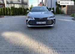 Седан Toyota Avalon V 2019 у Києві
