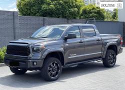 Пікап одинарна кабіна Toyota Tundra II Рестайлінг 2016 у Львові