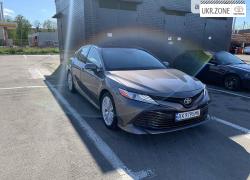Седан Toyota Camry 2017 в Харькове