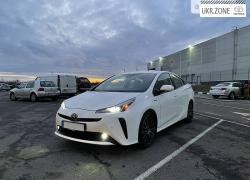 Хэтчбек 5 дверей Toyota Prius IV (XW50) 2020 в Ровно