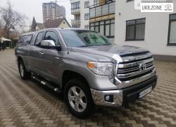 Пикап двойная кабина Toyota Tundra II Рестайлинг 2016 в Киеве