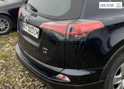 Внедорожник 5 дверей Toyota RAV4 IV (CA40) Рестайлинг 2017 в Ивано-Франковске
