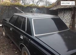 Седан Toyota Crown VIII (S130) 1988 в Харькове