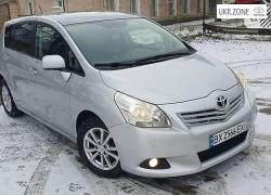 Компактвэн Toyota Verso I 2011 в Каменец-Подольском