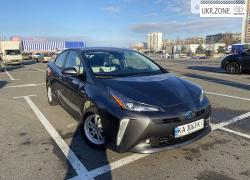Хэтчбек 5 дверей Toyota Prius IV (XW50) 2019 в Киеве