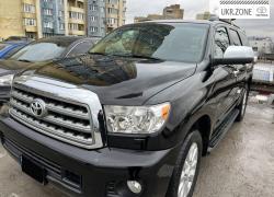 Позашляховик 5 дверей Toyota Sequoia II 2015 у Києві