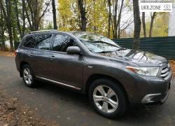 Внедорожник 5 дверей Toyota Highlander 2013 в Полтаве