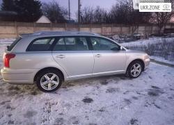 Універсал 5 дверей Toyota Avensis II 2004 у Вінниці