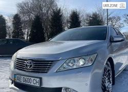 Седан Toyota Camry 2011 в Павлограде