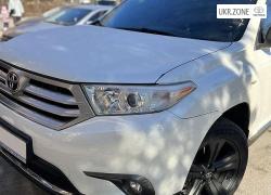 Внедорожник 5 дверей Toyota Highlander 2013 в Днепре