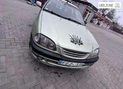 Седан Toyota Avensis 2000 у Миколаєві