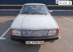 Хетчбек 5 дверей Москвич (Іж) 2141 I 1992 у Нікополі