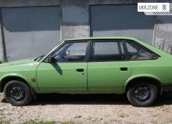 Хэтчбек 5 дверей Москвич (Иж) 2141 I 1993 в Городке