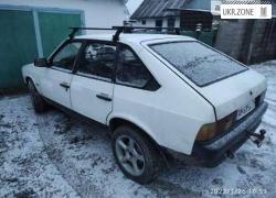 Хэтчбек 5 дверей Москвич (Иж) 2141 I 1993 в Олевске