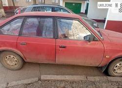 Хетчбек 5 дверей Москвич (Іж) 2141 I 1994 у Южноукраїнську