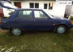 Лифтбек ЗАЗ 1103 «Славута» I 2004 в Бродах