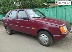 Лифтбек ЗАЗ 1103 «Славута» I 2004 в Гадяче