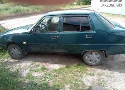 Лифтбек ЗАЗ 1103 «Славута» I 2004 в Змиёве