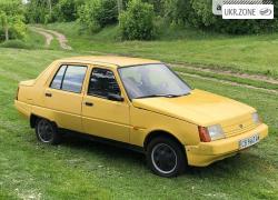 Лифтбек ЗАЗ 1103 «Славута» I 2005 в Ромнах