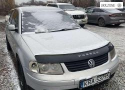 Седан Volkswagen Passat V (B5) 1999 в Харькове
