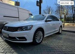 Седан Volkswagen Passat VIII (B8) 2016 в Ивано-Франковске