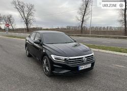 Седан Volkswagen Jetta 2018 в Ромнах