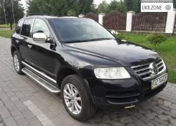 Внедорожник 5 дверей Volkswagen Touareg I 2004 в Луцке