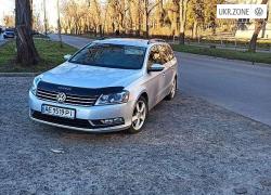 Универсал 5 дверей Volkswagen Passat VII (B7) 2012 в Кривом Роге