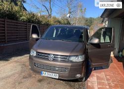 Минивэн Volkswagen Multivan III (T5) Рестайлинг 2013 в Киеве