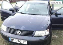 Седан Volkswagen Passat V (B5) 1999 в Сарнах
