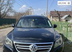 Внедорожник 5 дверей Volkswagen Tiguan 2011 в Царичанке