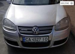 Седан Volkswagen Jetta V 2009 у Умані