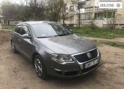 Седан Volkswagen Passat 2005 в Николаеве