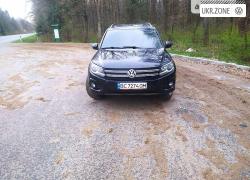 Позашляховик 5 дверей Volkswagen Tiguan 2011 у Івано-Франківську