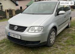 Компактвэн Volkswagen Touran I 2004 в Волочиске
