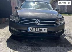 Седан Volkswagen Passat VIII (B8) 2017 в Житомире