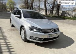 Универсал 5 дверей Volkswagen Passat 2014 в Хмельницком