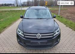 Внедорожник 5 дверей Volkswagen Tiguan 2016 в Ровно