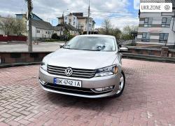 Седан Volkswagen Passat VII (B7) 2013 у Рівному
